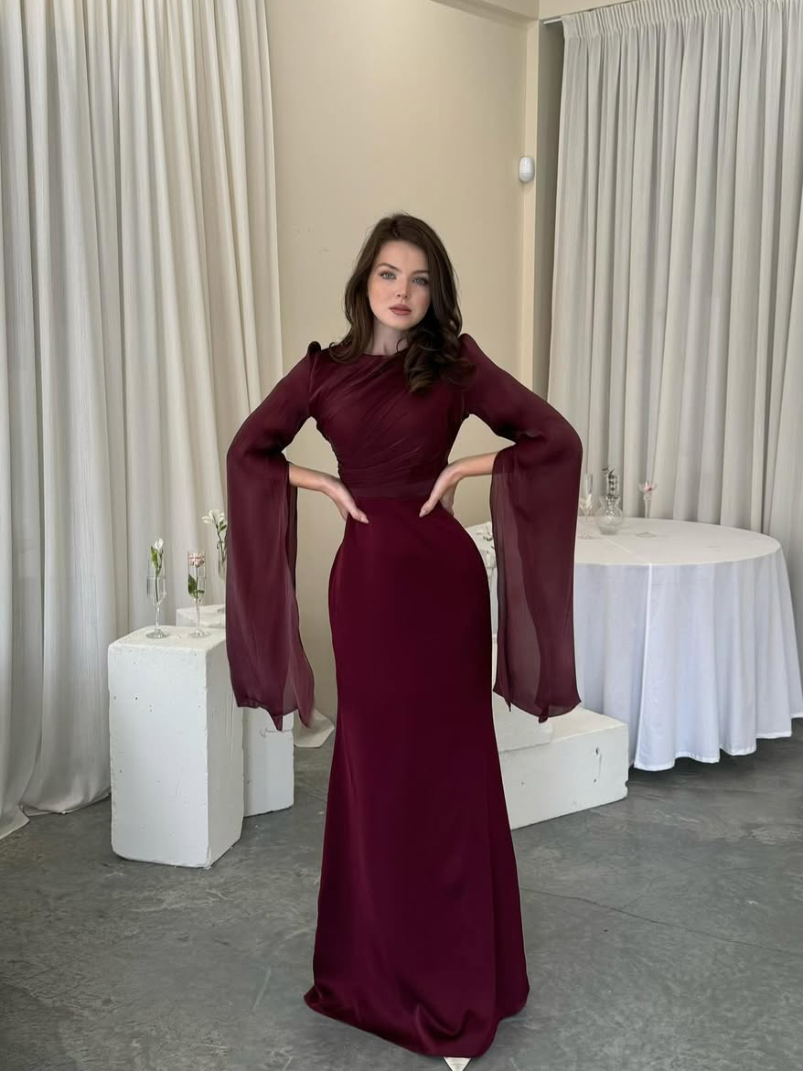 Viviana™ - Elegant dress with wing sleeves
